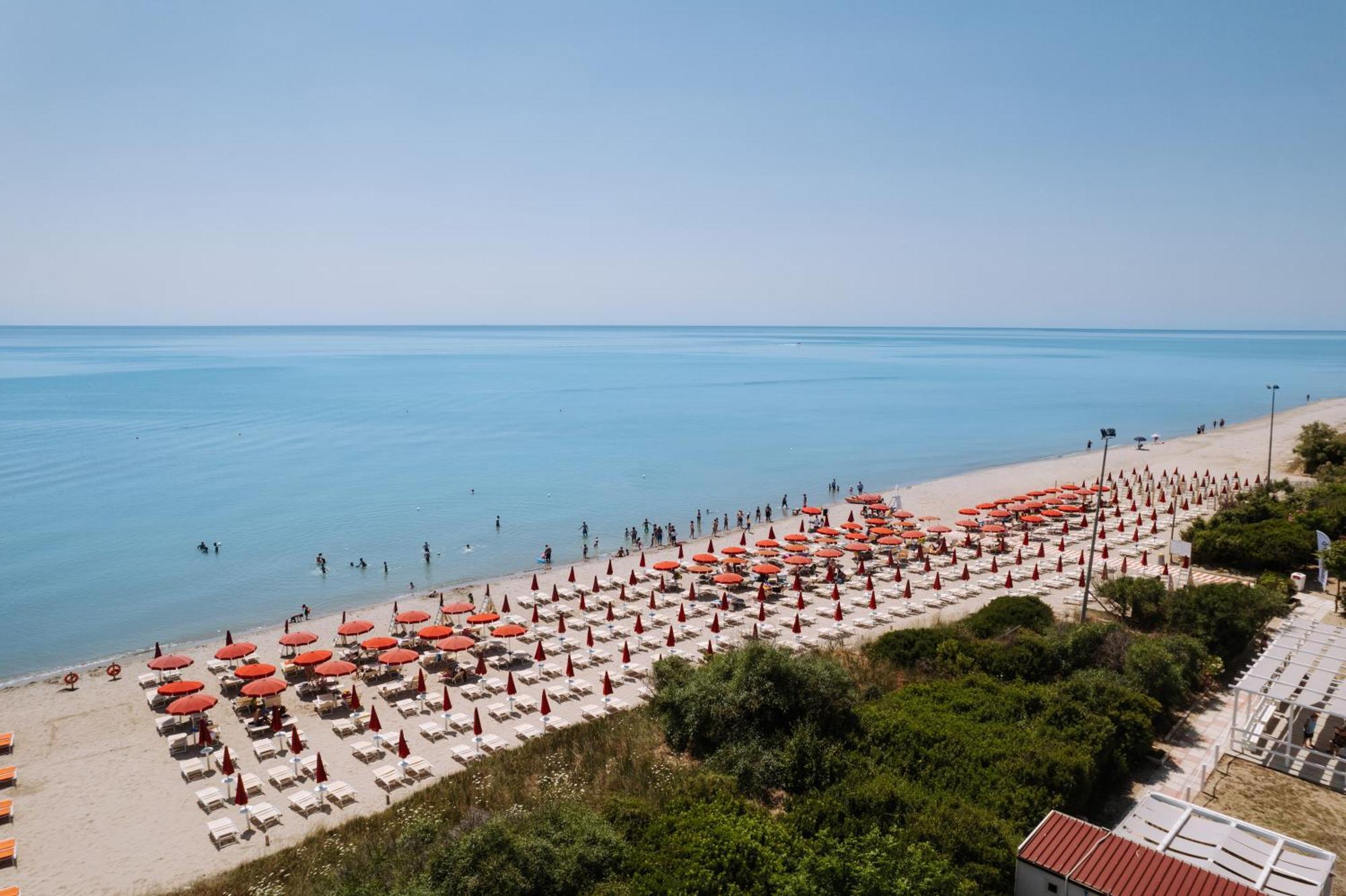 Magna Grecia Hotel Village Metaponto Esterno foto